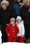 Lech 11 februari 2007
Maxima Prins Willem Alexander Amalia Alexia Koningin Beatrix Prins Constantijn Prinses Laurentien met Prinses Eloise Prins Claus Cazimir en Eleonore op vakatie in Lech.