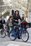Amsterdam 16 maart 2007
Amanda Krabbe op de fiets met Bickel.