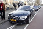 Den Haag 5 maart 2007
Maxima hoog zwanger bij Museon in Den Haag. Maxima rijdt voortaan in een verlengde audi a8 W12. Deze auto kost ongeveer 225.000 euro.