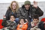 Eindhoven, 18 Maart 2007
Bij de wedstrijd PSV-AJAX met een eindstand van 1-5 op de tribune de broer van Patrick Kluivert met zijn vrouw en 2 kinderen alsmede geheel links het zoontje van Patrick