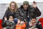 Eindhoven, 18 Maart 2007
Bij de wedstrijd PSV-AJAX met een eindstand van 1-5 op de tribune de broer van Patrick Kluivert met zijn vrouw en 2 kinderen alsmede geheel links het zoontje van Patrick