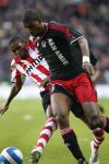Eindhoven, 18 Maart 2007 Kompetitiewedstrijd PSV-AJAX, eindstand 1-5 Seizoen 2006/2007
Eduardo Alcides in duel met Ryan Babel