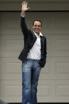 Fijnaart 16 maart 2007
Frans Bauer is 25 kg afgevallen tijdens de periode dat hij niet mocht en kon zingen.