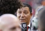 Eindhoven, 18 Maart 2007 Kompetitiewedstrijd PSV-AJAX, eindstand 1-5 Seizoen 2006/2007
Henk ten Cate wordt geintervieuwd