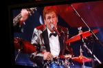 Amsterdam 19 februari 2007
Andre v Duin viert zijn 60e verjaardag in het american hotel. Heel bekend nederland was aanwezig. Joop v d Ende Willeke Alberti Henny Huisman Rene Froger Simone Kleinsma Corrie v Gorp en Joke Bruijs bij opnames X factor
Peter Smulders bv
