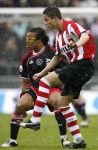 Eindhoven, 18 Maart 2007 Kompetitiewedstrijd PSV-AJAX, eindstand 1-5 Seizoen 2006/2007
Ibrahim Afellay in duel met Edgar Davids