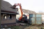 Volendam 17 februari 2007
Jan Smit is bij de sloop van het huis dat hj gekocht heeft. Op deze plek wordt xijn nieuwe huis gebouwd.