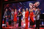 Amsterdam 19 februari 2007
Andre v Duin viert zijn 60e verjaardag in het american hotel. Heel bekend nederland was aanwezig. Joop v d Ende Willeke Alberti Hennie Huisman Rene Froger Simone Kleinsma Corrie v Gorp en Joke Bruys bij opnames X factor