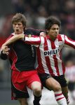 Eindhoven, 18 Maart 2007 Kompetitiewedstrijd PSV-AJAX, eindstand 1-5 Seizoen 2006/2007
Klaas Jan Huntelaar contra Manuel Da Costa