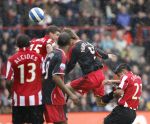Eindhoven, 18 Maart 2007 Kompetitiewedstrijd PSV-AJAX, eindstand 1-5 Seizoen 2006/2007
Klaas Jan Huntelaar scoort 1-0
