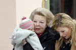 Lech 11 februari 2007
Maxima Prins Willem Alexander Amalia Alexia Koningin Beatrix Prins Constantijn Prinses Laurentien met Prinses Eloise Prins Claus Cazimir en Eleonore op vakatie in Lech.