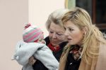 Lech 11 februari 2007
Maxima Prins Willem Alexander Amalia Alexia Koningin Beatrix Prins Constantijn Prinses Laurentien met Prinses Eloise Prins Claus Cazimir en Eleonore op vakatie in Lech.