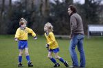 Blaricum 17 maart 2007
Marco Borsato bij het voetballen van zijn zoon Luca. Luca scoorde 4 van de 5 goals.