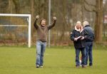 Blaricum 17 maart 2007
Marco Borsato bij het voetballen van zijn zoon Luca. Luca scoorde 4 van de 5 goals.