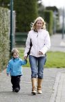 Fijnaart 10 maart 2007
Mariska Bauer met Christiaan en Frans jr en de vader van Frans bij het huis.