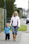 Fijnaart 10 maart 2007
Mariska Bauer met Christiaan en Frans jr en de vader van Frans bij het huis.
