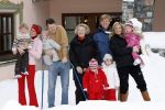 Lech 11 februari 2007
Maxima Prins Willem Alexander Amalia Alexia Koningin Beatrix Prins Constantijn Prinses Laurentien met Prinses Eloise Prins Claus Cazimir en Eleonore op vakatie in Lech.
