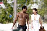 Curacao 6 januari 2006
Patrick Kluivert en Rossana Lima op het strand.