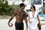 Curacao 6 januari 2006
Patrick Kluivert met Rossana Lima op het strand.