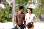 Curacao 6 januari 2006
Patrick Kluivert met Rossana Lima op het strand.