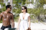 Curacao 6 januari 2006
Patrick Kluivert met Rossana Lima op het strand.