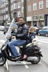 Amsterdam 14 maart 2007
Ruud Gullit met Maxime op Vespa scooter.
