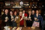 Amsterdam 5 maart 2007
Presentatie dvd van t Schaep met de 5 poten in cafe Hoppe. Marc Marie Huijbregts Eli Asser Loes Luca Carry Tefsen Jenny Arean en Laus Steenbeke en Ton Verlind zijn aanwezig.