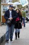 Amsterdam 16 maart 2007
Shakira met haar broer bij het van Gogh museum in Amsterdam.