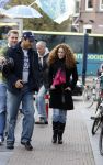 Amsterdam 16 maart 2007
Shakira met haar broer bij het van Gogh museum in Amsterdam.