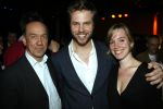 Den Haag 17 maart 2007
Premiere de eeuw van mijn dochter met Thijs Romer en Eva Duijvestein. Thijs met zijn vader Peter en zus Nienke Romer