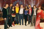 Hilversum 17 maart 2007
Eerste aflevering van So you wannabe a popstar van sbs 6. Nelleke v d Krogt met Hilbrand Nawijn Erik Hulzebosch Jochem v Gelder Monique v d Werff Geert Hoes Sascha VisserVictor Brand en Fajah Lourens