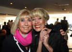 Oud Loosdrecht, 11 Maart 2010
Receptie t.g.v. 50 jaar artiest zijn van Anneke Gronloh
Anneke Gronloh met Willeke Alberti
Foto Peter Smulders BV