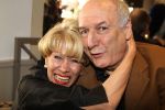 Oud Loosdrecht, 11 Maart 2010
Receptie t.g.v. 50 jaar artiest zijn van Anneke Gronloh
Anneke Gronloh met Peter Koelewijn
Foto Peter Smulders BV