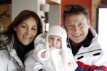 Blatten 23 februari 2010
Marco en Leontien Borsato op skivakantie met hun kinderen Luca Senna en Jada. Ook Armando Vanessa en Chiara Borsato zijn erbij . Moeder Mary was er ook bij.
Peter Smulders bv