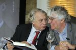 Soestdijk 8 maart 2010
Presentatie boek Annejet v Zijl over prins Bernhard op paleis soestdijk. Cees Fasseur Hans Blom Geert Mak en Philip Freriks zijn aanwezig om het boek te bespreken.
Peter Smulders bv