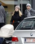 Amsterdam 6 februari 2010
Chantal janzen met vriend Marco achter de kinderwagen op de pc hooftstraat.
Peter Smulders bv