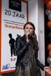 Amsterdam 6 maart 2010
Charlotte ten Brink zingt bij azzuro for kids op de pc hooftstraat. Robert Roos en haar zussen kijken toe
Peter Smulders bv