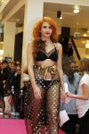 Amsterdam 14 maart 2010
Modeshow in de bijenkorf met diversen Bn ers voor Orange Babies.
Peter Smulders bv