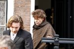 Amsterdam 17 maart 2010
De kist van hans v Mierlo wordt van zijn huis naar de rode hoed gebracht. Zijn vrouw Connie palmen en zijn kinderen zijn daarbij aanwezig.
Peter Smulders bv