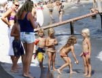 Saint Tropez 31 juli 2009
Danielle Overgaag Oerlemans met dochter Kate  Thijmen Fiene en benjamin op vakantie op saint Tropez.
Peter Smulders bv