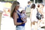 Saint Tropez 31 juli 2009
Danielle Overgaag Oerlemans met dochter Kate  Thijmen Fiene en benjamin op vakantie op saint Tropez.
Peter Smulders bv