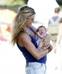 Saint Tropez 31 juli 2009
Danielle Overgaag Oerlemans met dochter Kate  Thijmen Fiene en benjamin op vakantie op saint Tropez.
Peter Smulders bv