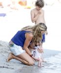 Saint Tropez 31 juli 2009
Danielle Overgaag Oerlemans met dochter Kate  Thijmen Fiene en benjamin op vakantie op saint Tropez.
Peter Smulders bv