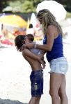 Saint Tropez 31 juli 2009
Danielle Overgaag Oerlemans met dochter Kate  Thijmen Fiene en benjamin op vakantie op saint Tropez.
Peter Smulders bv