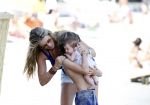 Saint Tropez 31 juli 2009
Danielle Overgaag Oerlemans met dochter Kate  Thijmen Fiene en benjamin op vakantie op saint Tropez.
Peter Smulders bv