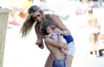 Saint Tropez 31 juli 2009
Danielle Overgaag Oerlemans met dochter Kate  Thijmen Fiene en benjamin op vakantie op saint Tropez.
Peter Smulders bv