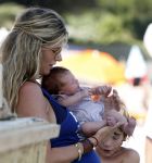 Saint Tropez 31 juli 2009
Danielle Overgaag Oerlemans met dochter Kate  Thijmen Fiene en benjamin op vakantie op saint Tropez.
Peter Smulders bv