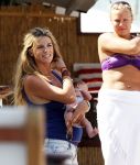 Saint Tropez 31 juli 2009
Danielle Overgaag Oerlemans met dochter Kate  Thijmen Fiene en benjamin op vakantie op saint Tropez.
Peter Smulders bv