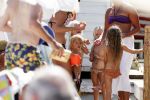 Saint Tropez 31 juli 2009
Danielle Overgaag Oerlemans met dochter Kate  Thijmen Fiene en benjamin op vakantie op saint Tropez.
Peter Smulders bv