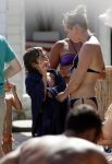 Saint Tropez 31 juli 2009
Danielle Overgaag Oerlemans met dochter Kate  Thijmen Fiene en benjamin op vakantie op saint Tropez.
Peter Smulders bv